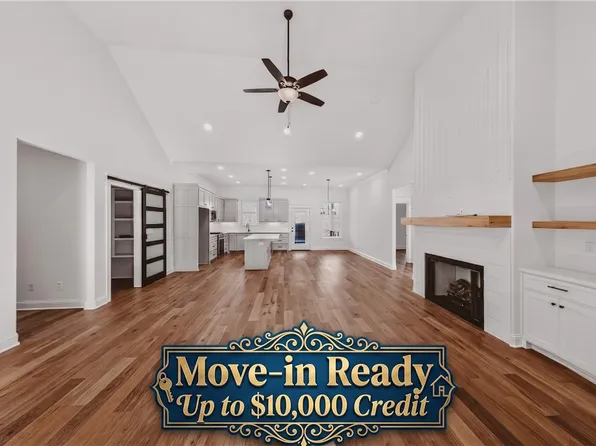 38 Rockhill Ln, Bella Vista, AR 72715