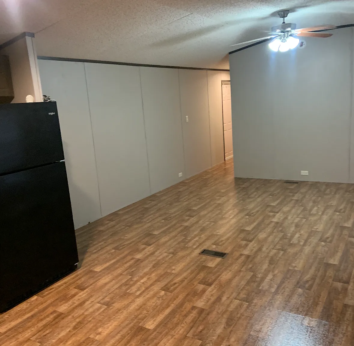 100 Tuckaway Dr — Photo 3