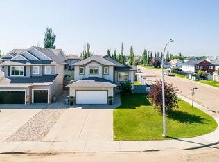 501 Grandin Dr, Morinville, AB T8R 0E3