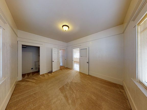 4th image of 2811 E St