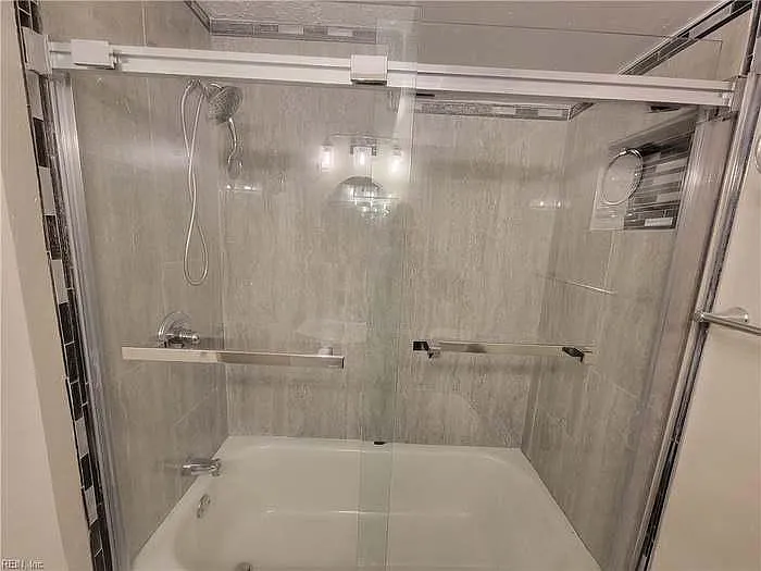 newly renovated full bath