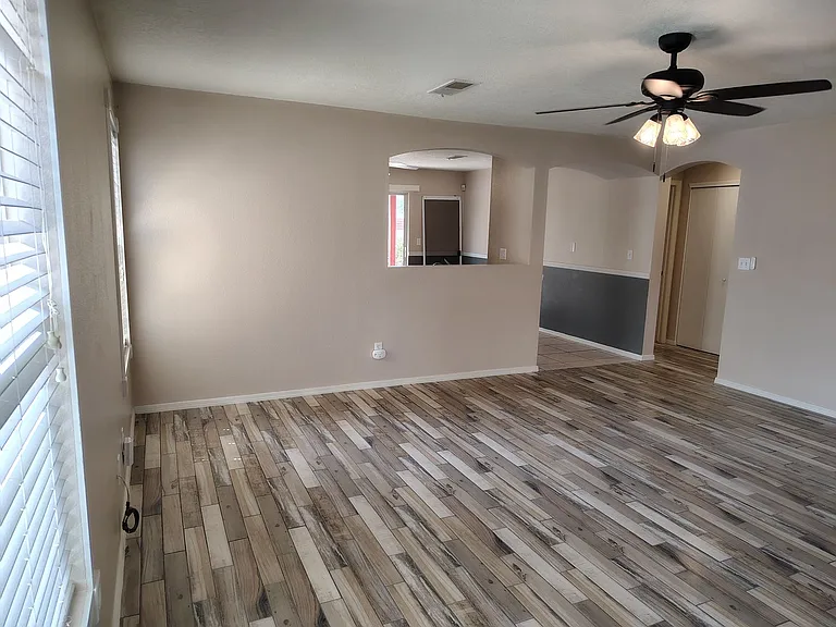 7316 Tolleson Ave NW — Photo 1