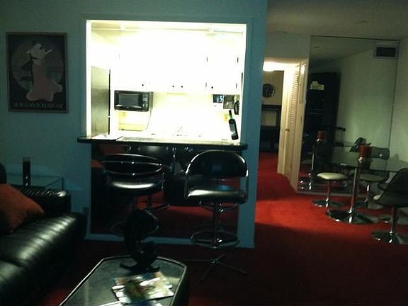 4th image of 112 Doolen Ct APT 104-F