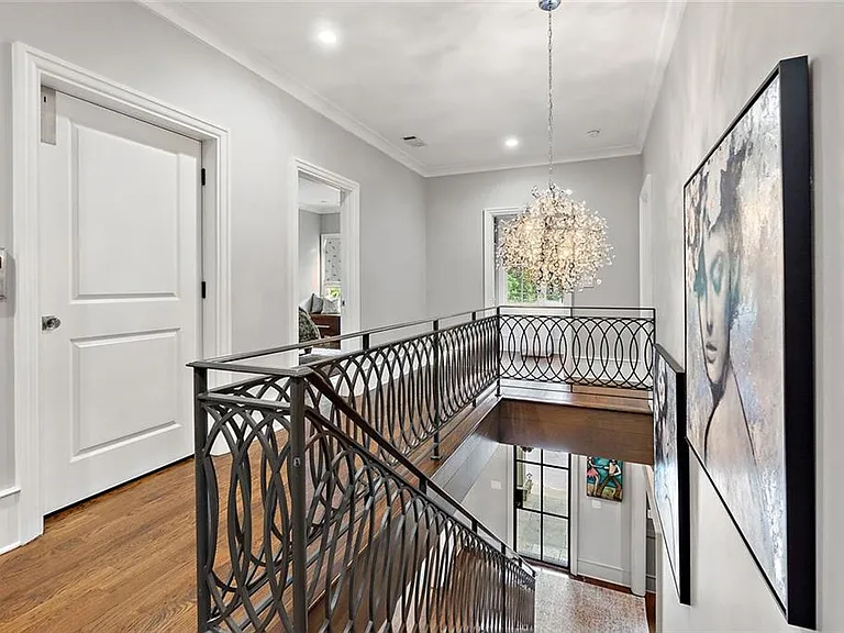 91 Park Cir NE — Photo 37