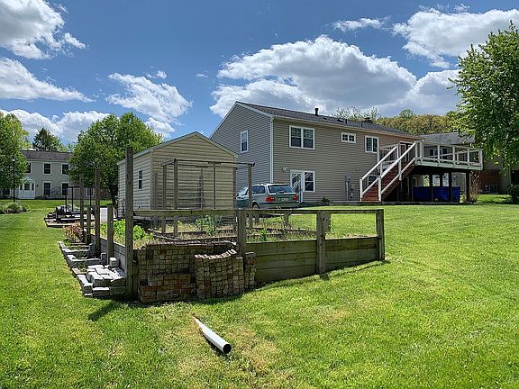 Large garden behind shed