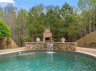 1905 Overlook Springs Ln, Cumming, GA 30040