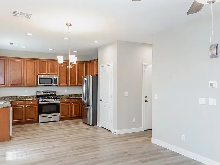 5428 Funks Grove Ln — Photo 7