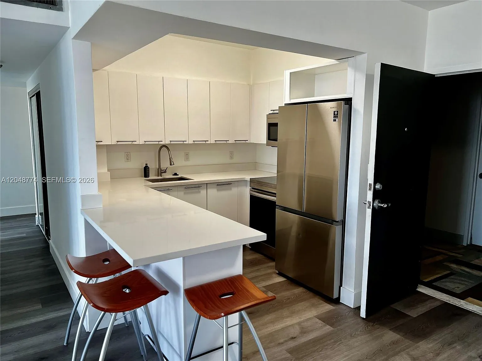 Parkview Point Condo — Photo 4