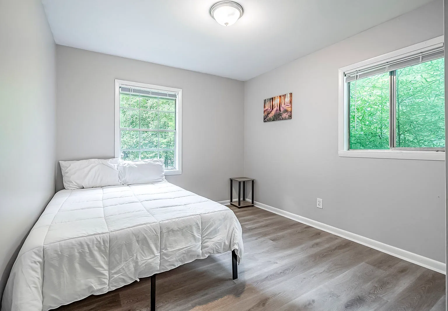 4 bed, 3.0 bath, 1450 sqft, $624 — Photo 1