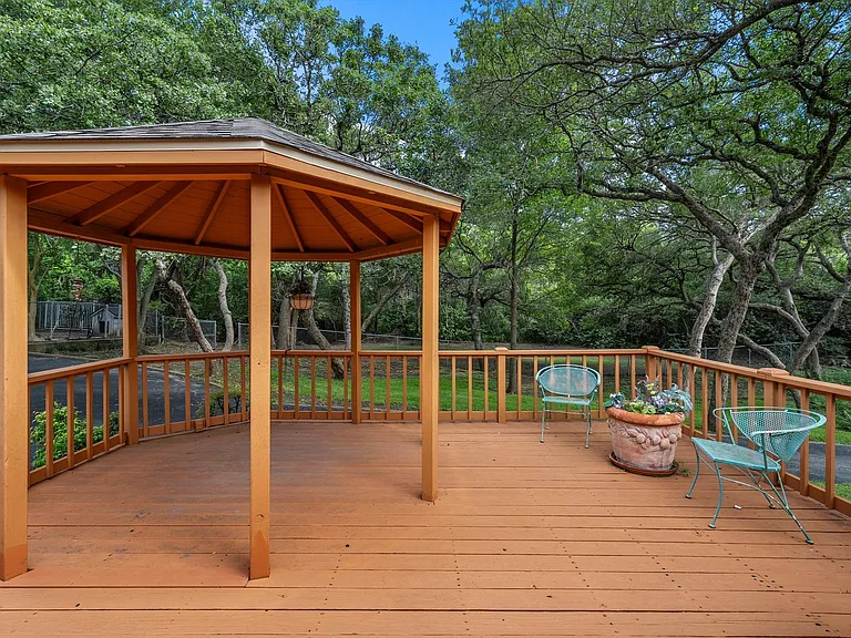 7808 Delhi Rd — Photo 28