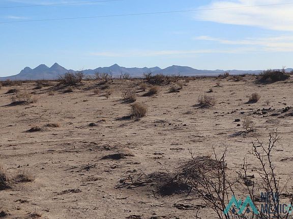 3rd image of Sierra Ln SW