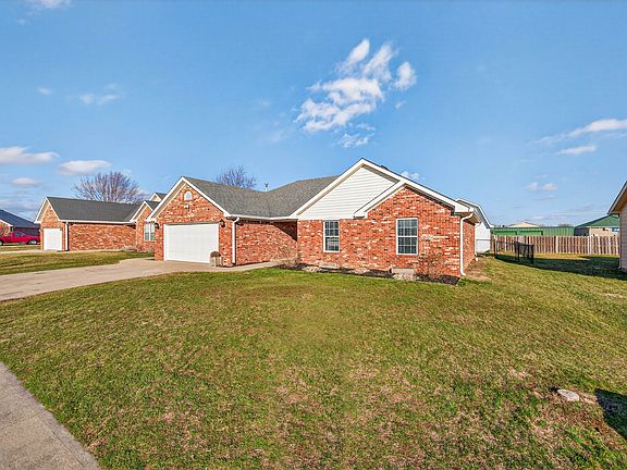 4th image of 213 Dunn Dr