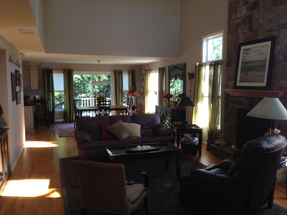 2nd image of 650 Three Waters Ln