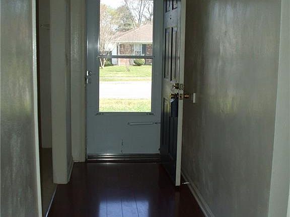 5th image of 5489 Stonehaven Dr
