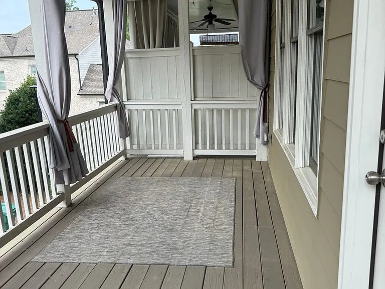 155 Inwood Walk — Photo 14