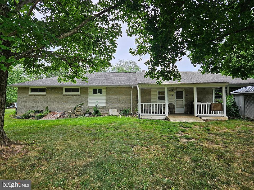 2nd image of 35 Nottingham Dr