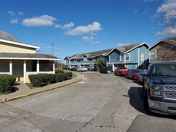 4th image of 8405 Wilcrest Dr APT 2310