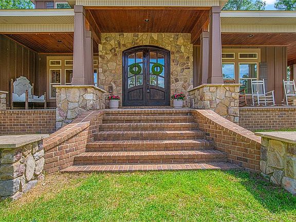 4th image of 7033 Hickory Creek Cir