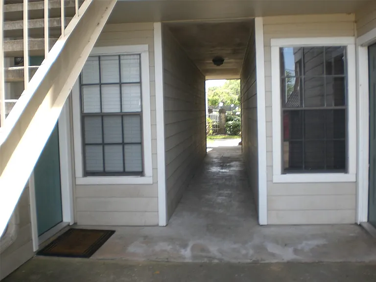 12660 Ashford Point Dr #713 — Photo 2