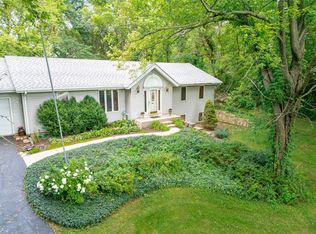 11653 Chatt Dr, Roscoe, IL 61073