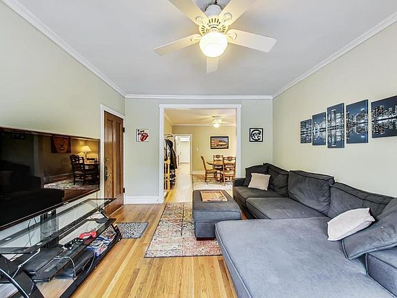 5th image of 3451 N Leavitt St Unit 1