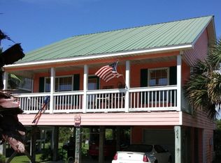 624 W 1st Ave, Gulf Shores, AL 36542
