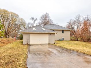 2540 NW 71st Pl, Ankeny, IA 50023