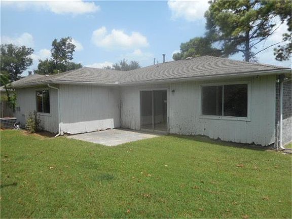 2nd image of 5011 Breckenridge Dr