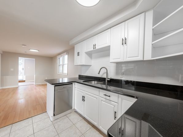 19 Loring Rd #1