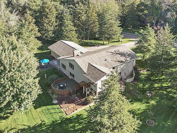 2nd image of 15710 Juniper Ridge Dr NW