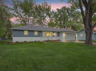 4208 Boone Ave N, New Hope, MN 55428