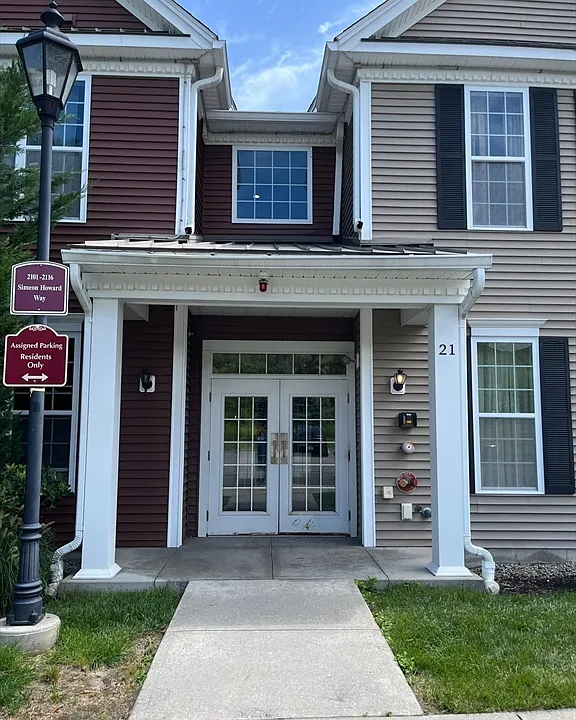 2115 Simeon Howard Way #2115