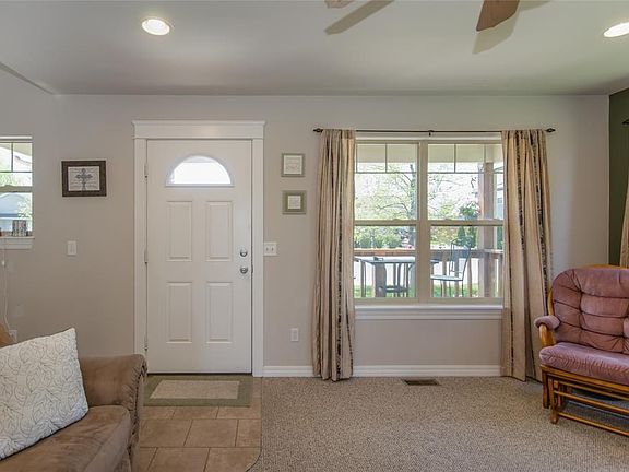 5th image of 641 N River Rock Dr