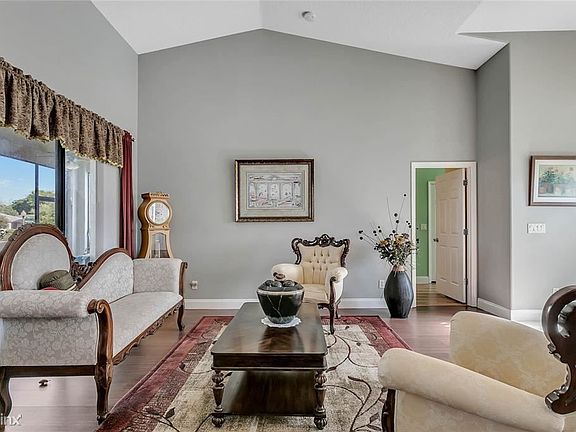 5th image of 5806 Blue Savannah Dr