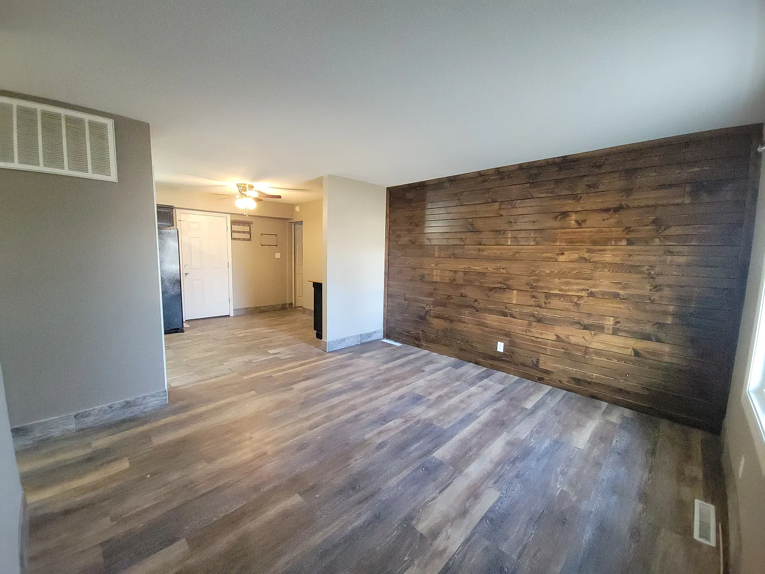 4 bed, 1440 sqft, $1,750 — Photo 3