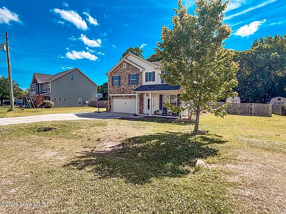 4th image of 521 Shelmore Ln