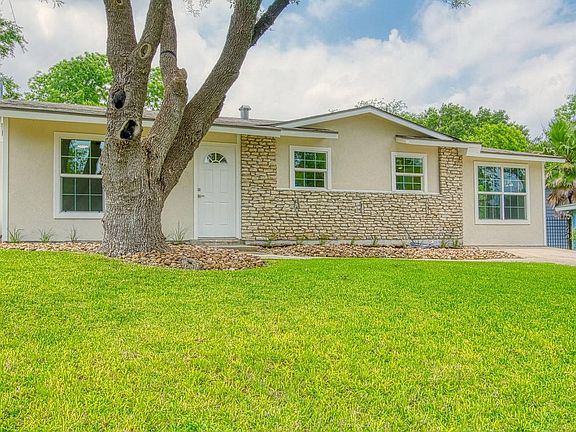 2nd image of 3122 Shadow Bend Dr