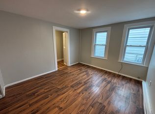 23-25 Bacon St #D, Le Roy, NY 14482