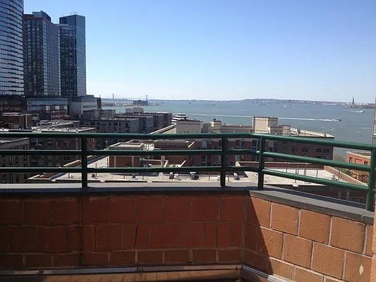 Rented by Graceful Realty LLC | media 34