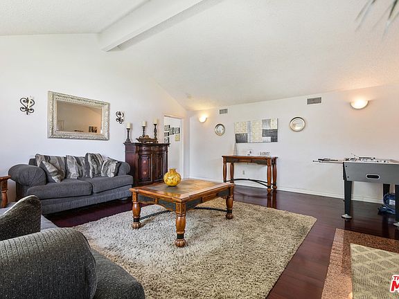4th image of 12318 Creekwood Ave
