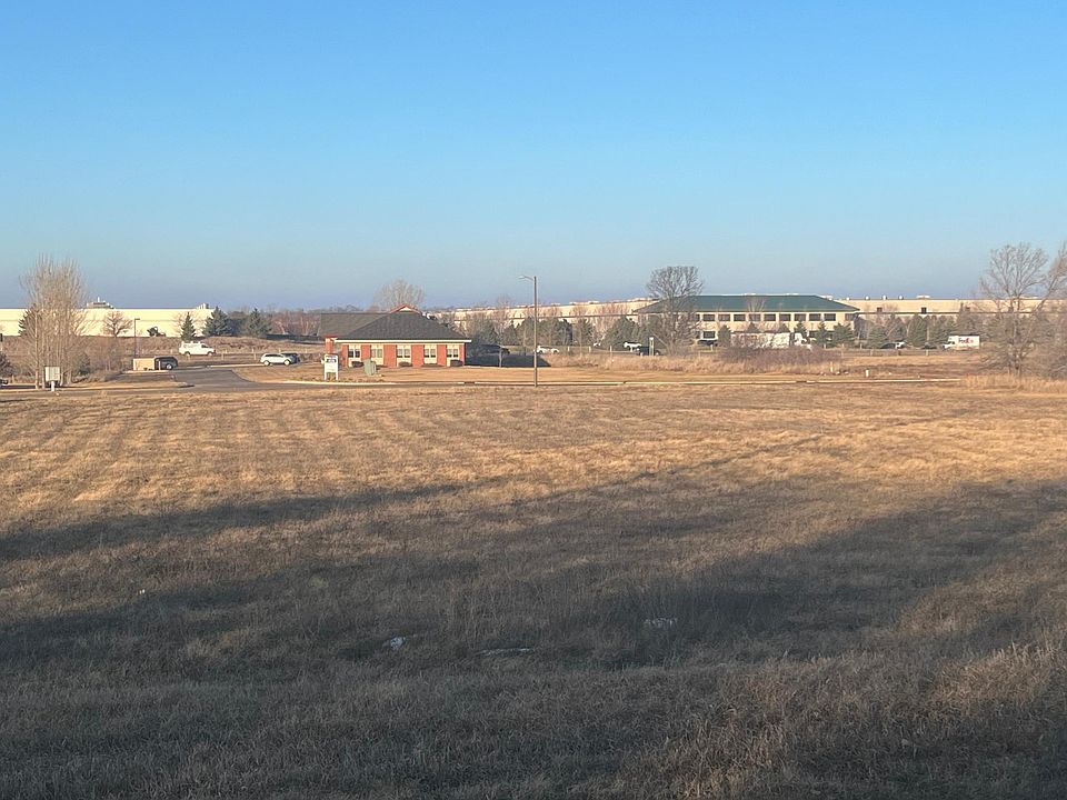 1st image of 2200 Jack Breault Dr