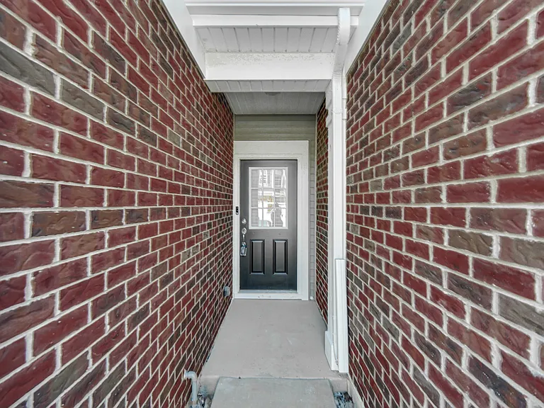 2260 Horseshoe Cir — Photo 3