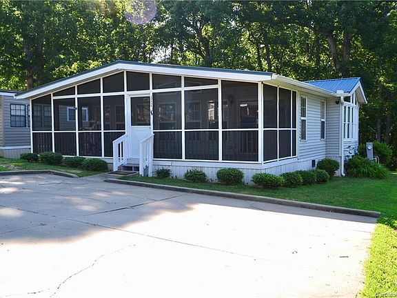 2nd image of 117 Marina Ln