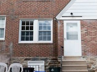 551 Conarroe St, Philadelphia, PA 19128
