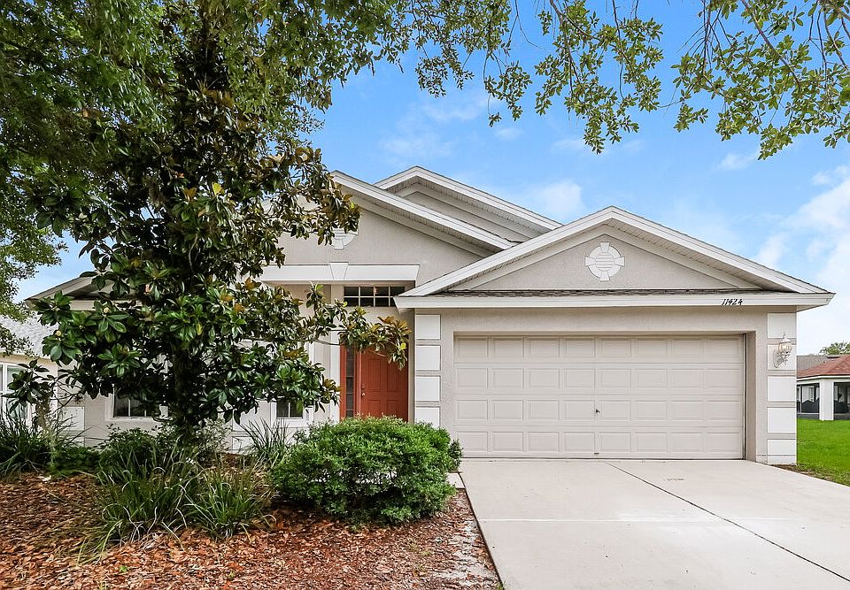 1st image of 11424 Misty Isle Ln