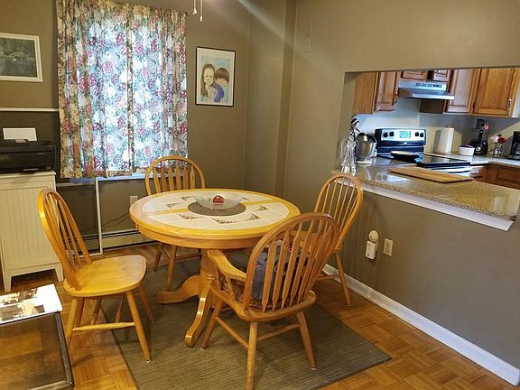 3rd image of 60 Pattison St APT A6