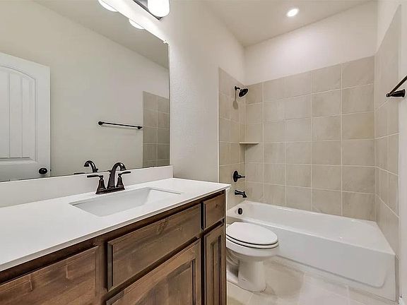 2nd image of 755 Copley St