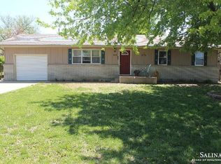 377 E 1st St, Assaria, KS 67416
