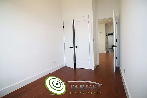 Rented by Target Realty Group | media 11