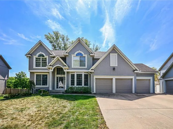 13413 W 121st St, Overland Park, KS 66213